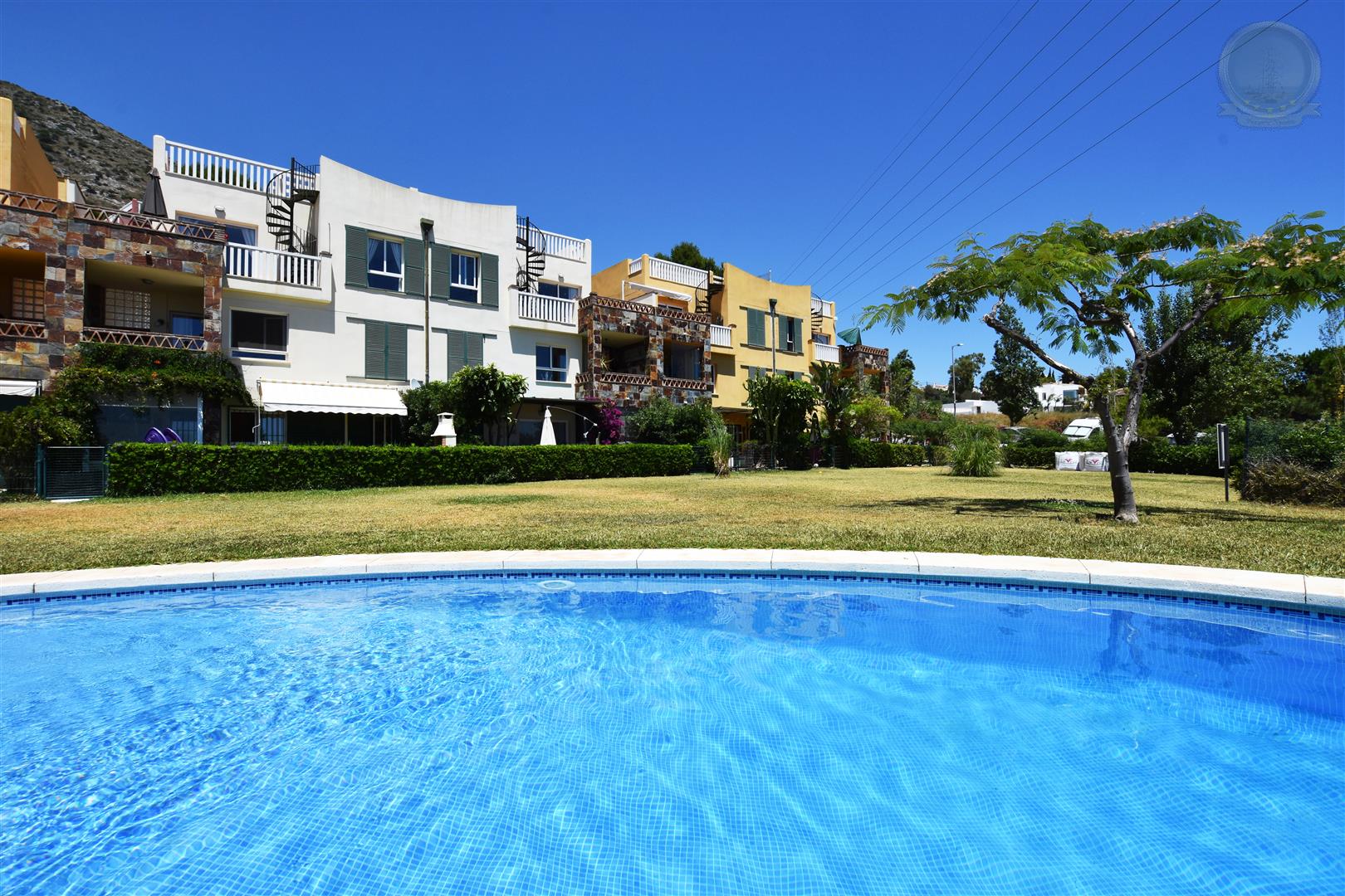 Apartment for Sale in Higueron community pool